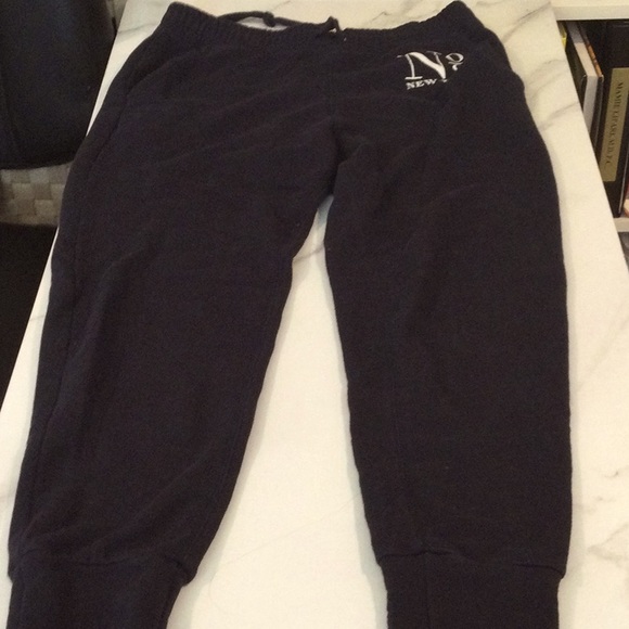 Abercrombie and Fitch navy jogger sweat pants/ track pants , XS - Picture 2 of 4